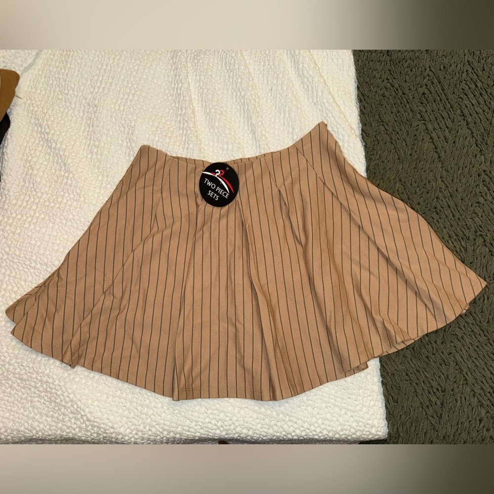 Pleated skirt - two piece set